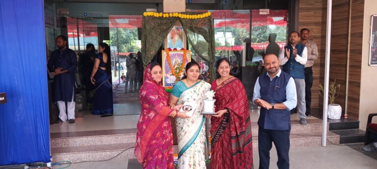 मोरबी सार्थक विद्यामंदिर में आज दसवां तुलसी दिवस मनाया गया।