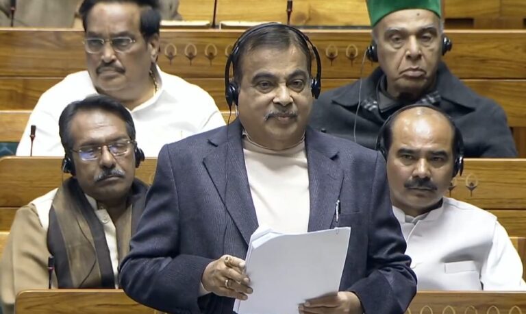 ‘राहवीर’ को 25 हजार रुपये का इनाम मिलेगा: नितिन गडकरी