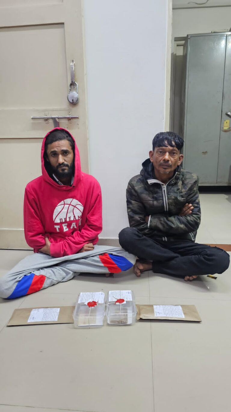 मोरबी मालिया गेट के पास मेफेड्रोन पाउडर के साथ दो लोगों को पकड़ा गया