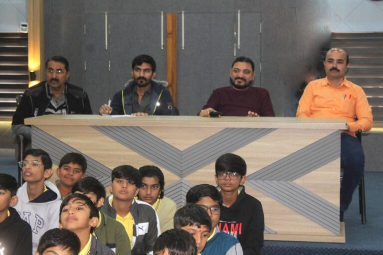 बाल प्रतिभा से राज्य प्रतिनिधित्व तक – नवयुग ग्रुप ऑफ एजुकेशन – मोरबी की गौरवयात्रा