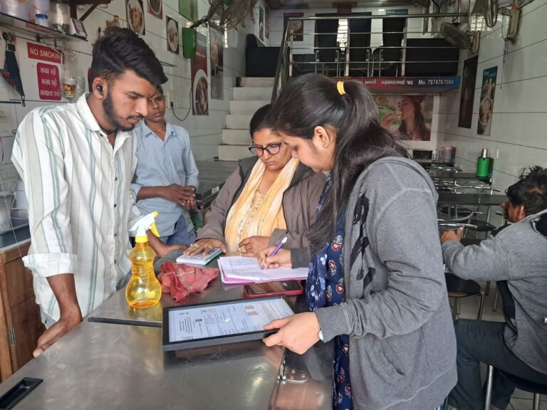 रजिस्ट्रेशन ड्राइव- मोरबी म्युनिसिपल कॉर्पोरेशन की फ़ूड ब्रांच ने जनरल चेकिंग ऑपरेशन चलाया