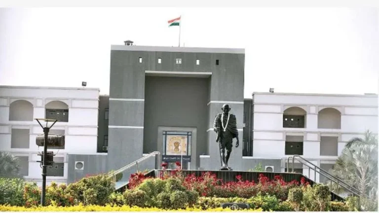 कलेक्टर गैर-कृषि (NA) के लिए अनुमति देते समय भूमि के स्वामित्व की जांच नहीं कर सकते: गुजरात उच्च न्यायालय