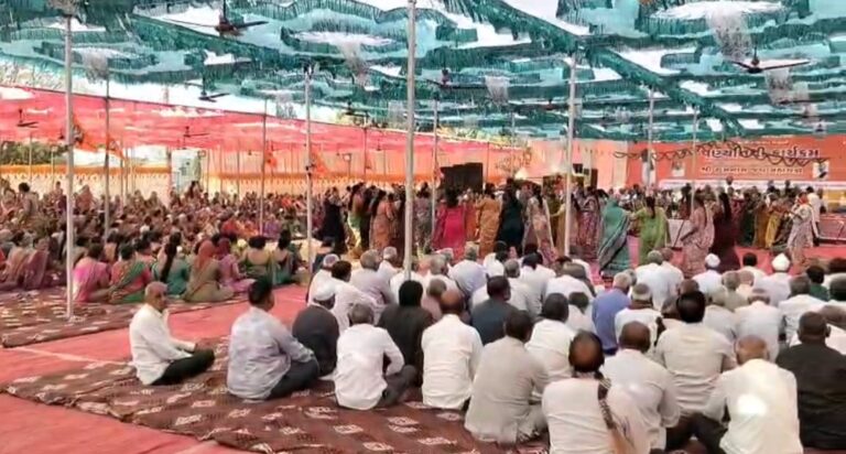 परम पूज्य संतश्री नाथबापा की 7वीं पुण्य तिथि के अवसर पर मोरबी के राजपर गांव में 9 दिवसीय अखंड श्री रामनाम जप महायज्ञ का आयोजन किया गया।