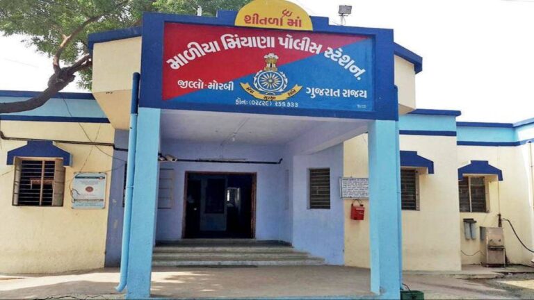 मालिया के सरवद गांव में हुई आम झड़प के दौरान मोरबी के एक व्यवसायी की कार में तोड़फोड़; शिकायत दर्ज
