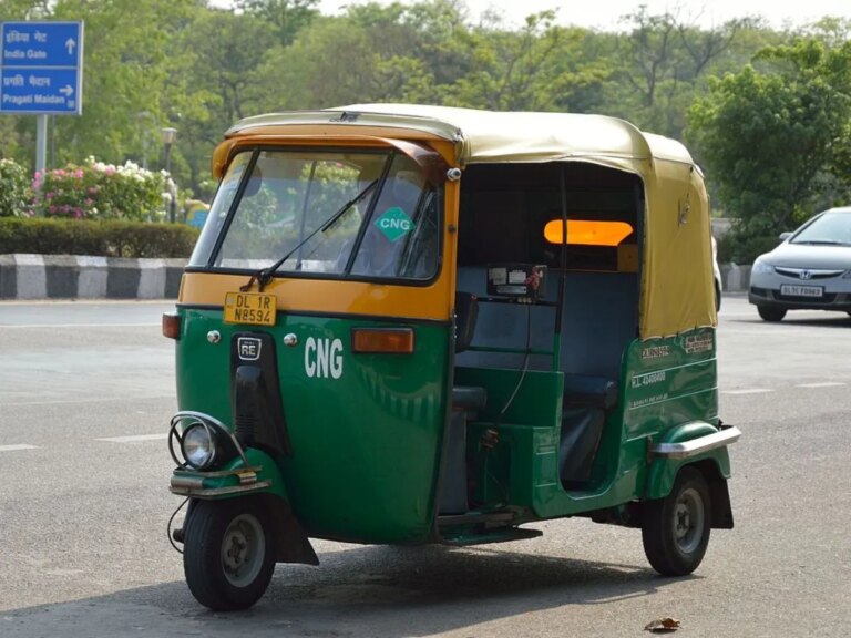 Delhi EV Policy 2.0: दिल्ली की सड़कों पर अब नहीं दिखेंगी CNG गाड़ियां! पर सरकार क्यों इसे हटाना चाहती है? – delhi ev policy 2 0 wont be seen on the streets of delhi why the government wants to remove it on cng vehicles