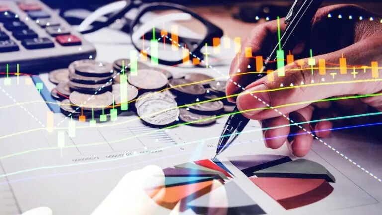 Dividend Stocks: डिविडेंड देने वाली 9 कंपनियों पर अगले हफ्ते निवेशकों की नज़र, ₹33.50 तक कैश रिवॉर्ड पाने का मौका – dividend stocks investors will keep an eye on 9 dividend paying companies next week including hcl tech and abb india