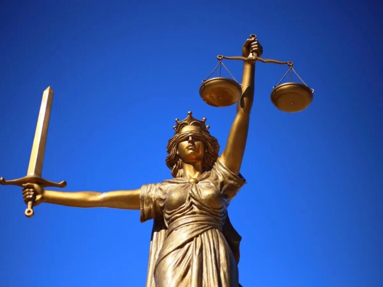 India Justice Report 2025: न्याय के मामले में दक्षिण ने मारी बाजी, कर्नाटक बना नंबर वन राज्य – india justice report 2025 in case of justice south won karnataka number one state womens participation increased