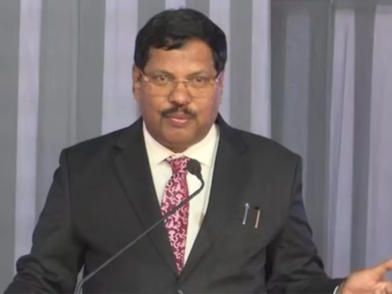जस्टिस गवई होंगे देश के अगले मुख्य न्यायाधीश, 14 मई को लेंगे शपथ – justice gavai will be the next chief justice of the country will take oath on may 14