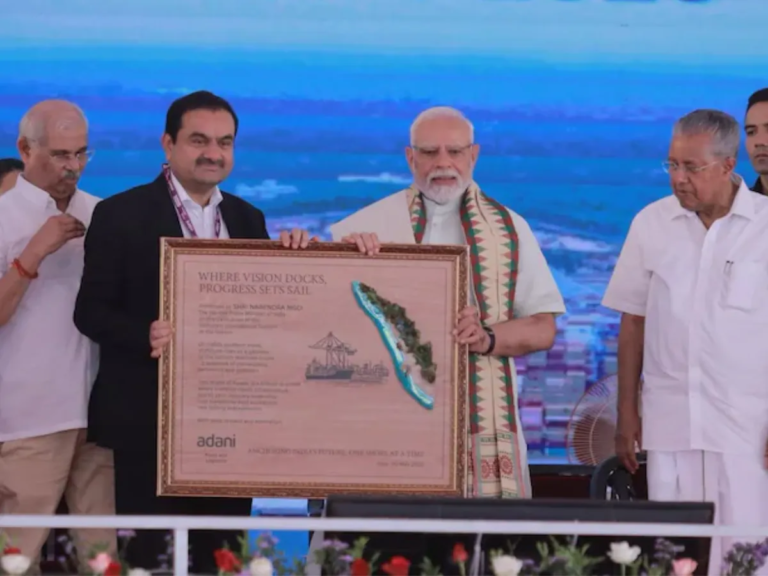 मोदी ने किया विझिंजम बंदरगाह का उद्घाटन, बनेगा भारत का पहला ट्रांसशिपमेंट हब – pm modi inaugurates vizhinjam port indias first deepwater transshipment hub