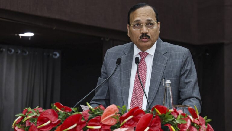 ‘डिजिटल अरेस्ट’ पर न्यायपालिका सक्रिय, संसद के कानून का इंतजार नहीं कर रही: CJI सूर्यकांत