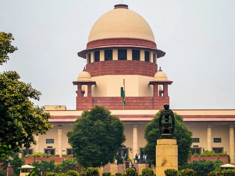 वक्फ बोर्ड पर केंद्र को झटका, सुप्रीम कोर्ट ने लगाई नियुक्तियों पर रोक – supreme court stays appointments to waqf boards setback for centre