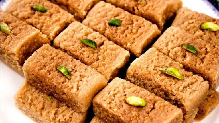 घर पर मिल्क केक कैसे बनाएं? इस तरह बनाएं मुंह में मक्खन की तरह घुलने वाली मिठाई, नोट करें रेसिपी