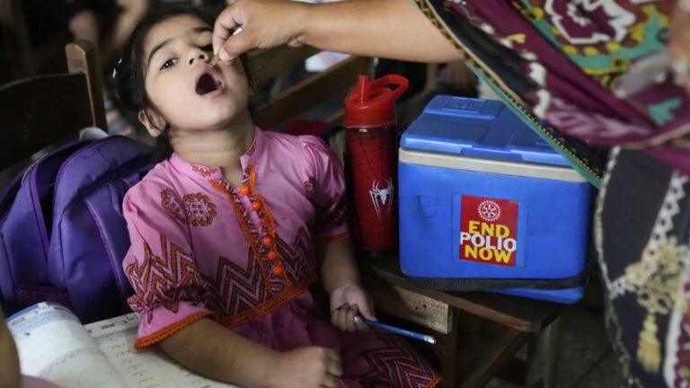 पाकिस्तान में 17 महीने की बच्ची को हुआ पोलियो, जानें इस साल कितने मामले सामने आए