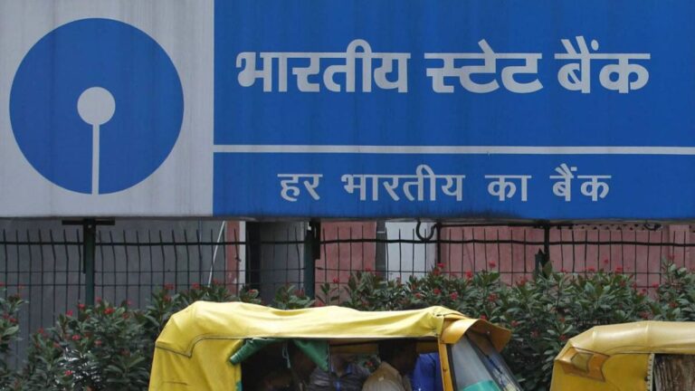 Loan लेने के बाद पति की हुई मौत, बैंक ने पत्नी के खाते से काट लिए 17.30 लाख रुपये- कोर्ट में पहुंचा मामला