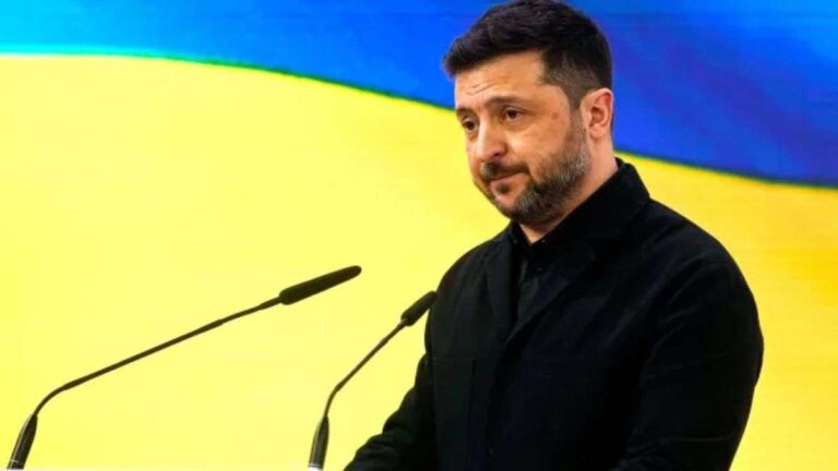 ‘रूसी हमले में मारे गए 12 लोगों में एक भारतीय’, जेलेंस्की ने आम नागरिकों को निशाना बनाने का लगाया आरोप