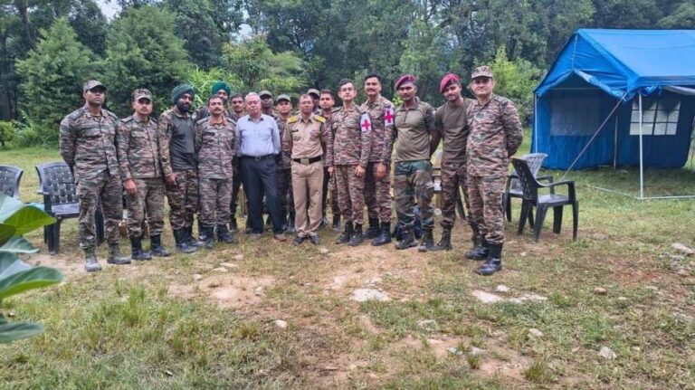 नेपाल में भारतीय रेस्क्यू टीम का मिशन जारी, टनल में फंसे लोगों की तलाश तेज