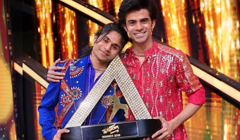 ‘इंडियाज बेस्ट डांसर 5’ के विनर बने रितेश पाल, कोरियोग्राफर प्रतीक उतेकर संग जीती ट्रॉफी