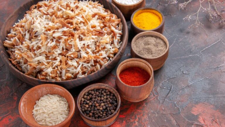 घर पर बिरयानी मसाला कैसे बनाएं? इस तरह बनाएंगे तो खुशबू से महक उठेगा घर