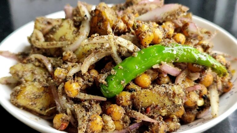 अपनी थाली में लगाएं नेपाली स्वाद का तड़का, घर पर बनाएं चटपटा गोरखा आलू अचार, स्वाद ऐसा कि हर निवाला लगेगा खास