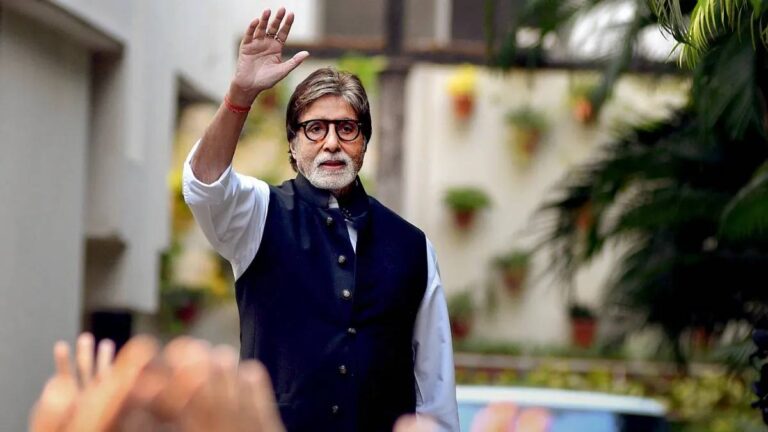 KBC 18 के सेट पर फिसले अमिताभ बच्चन, शूटिंग के दौरान पैर स्लिप होने से घुटने में लगी चोट, बताया हाल