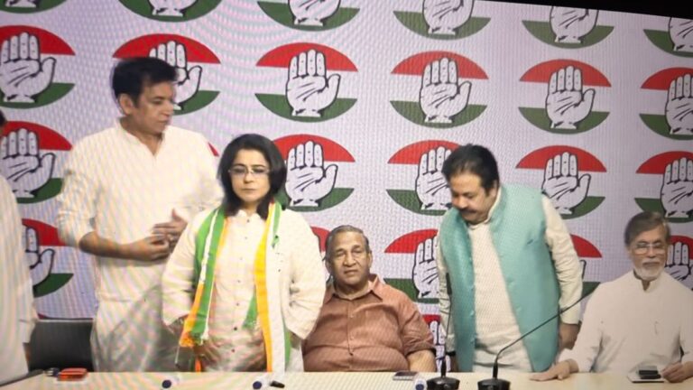 दिल्ली में आदमी आदमी पार्टी को बड़ा झटका, पार्टी प्रवक्ता प्रियंका कक्कड़ कांग्रेस में शामिल